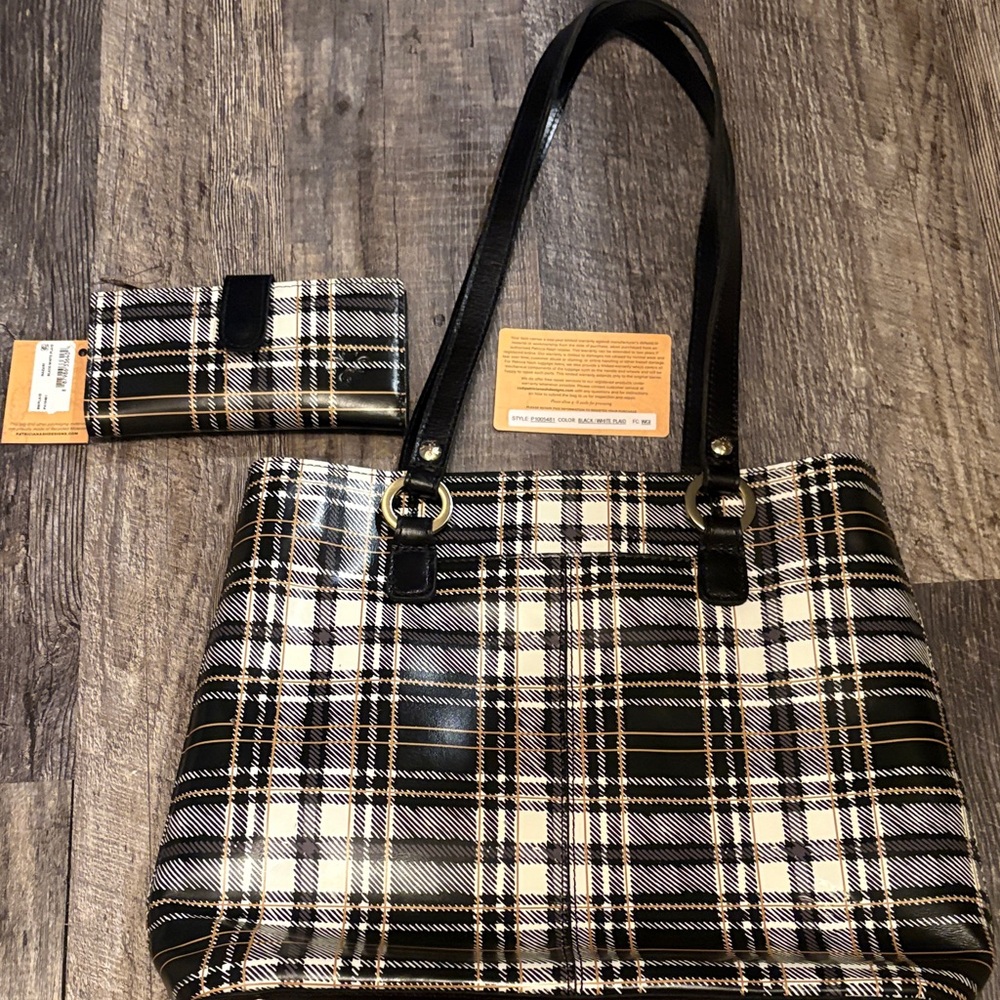 NWT Patricia Nash Nazari Leather Wallet in the Black and White and Tote